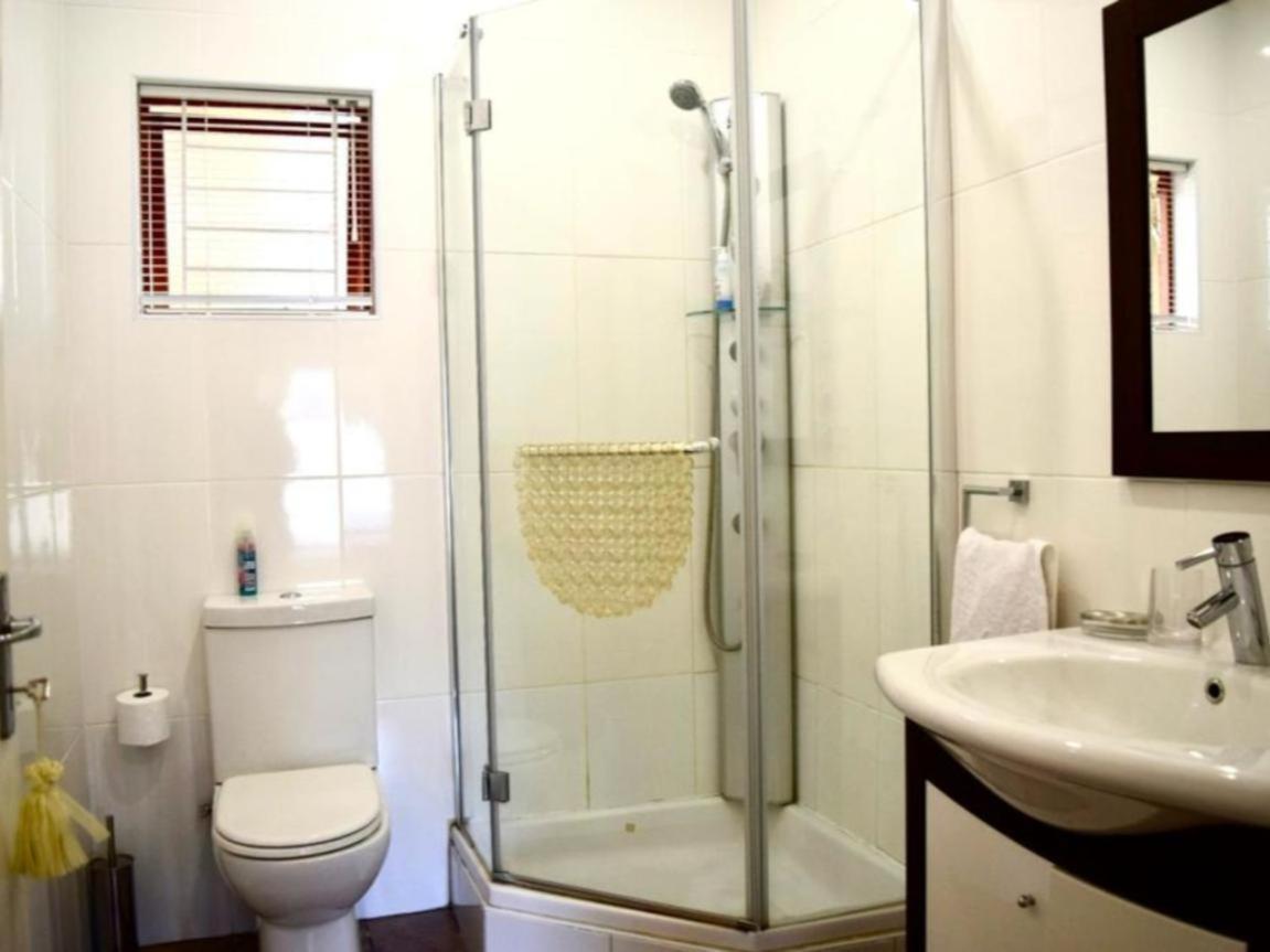 Upper Room Guesthouse Kirkwood Екстериор снимка